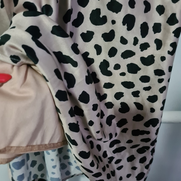 Silky satin skirt 6 Whyte valentine - Picture 5 of 6